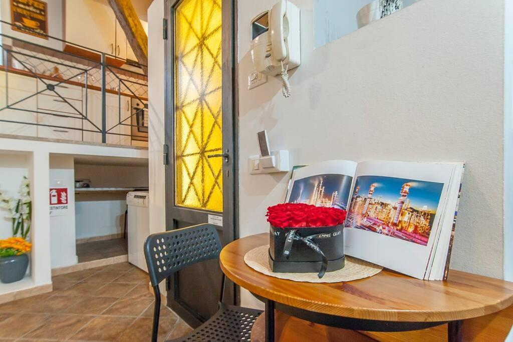 L'Antico Borgo Di Trastevere ローマ エクステリア 写真